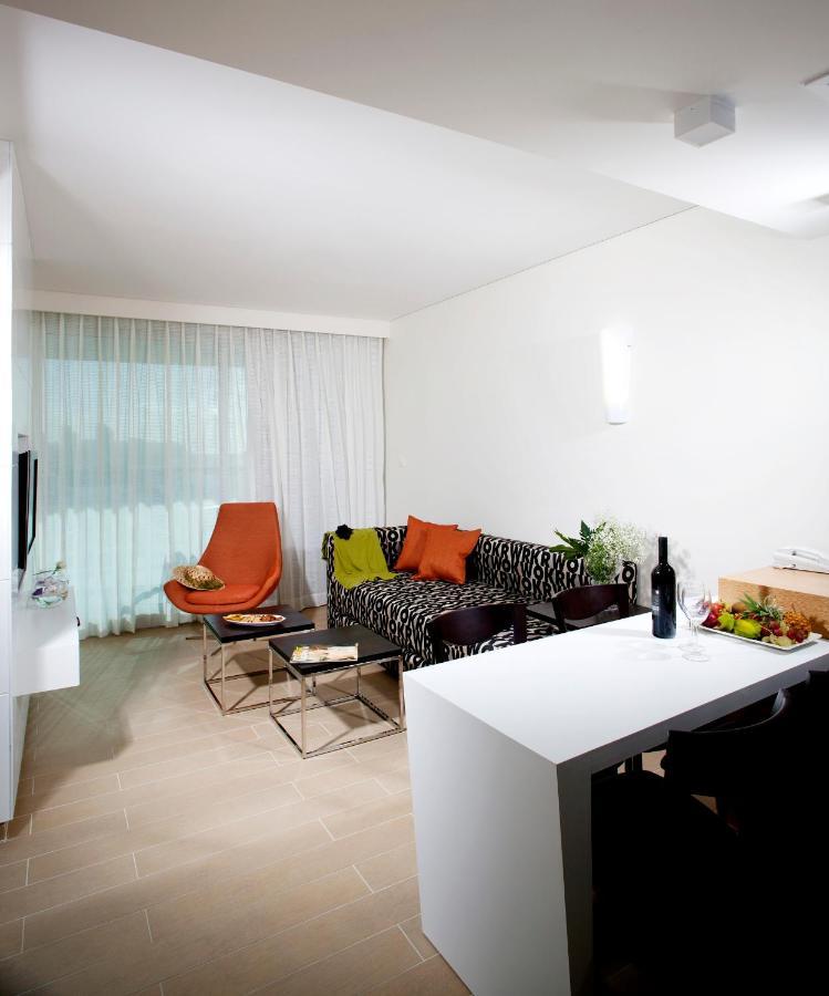 West All Suites Hotel Ashdod Eksteriør bilde