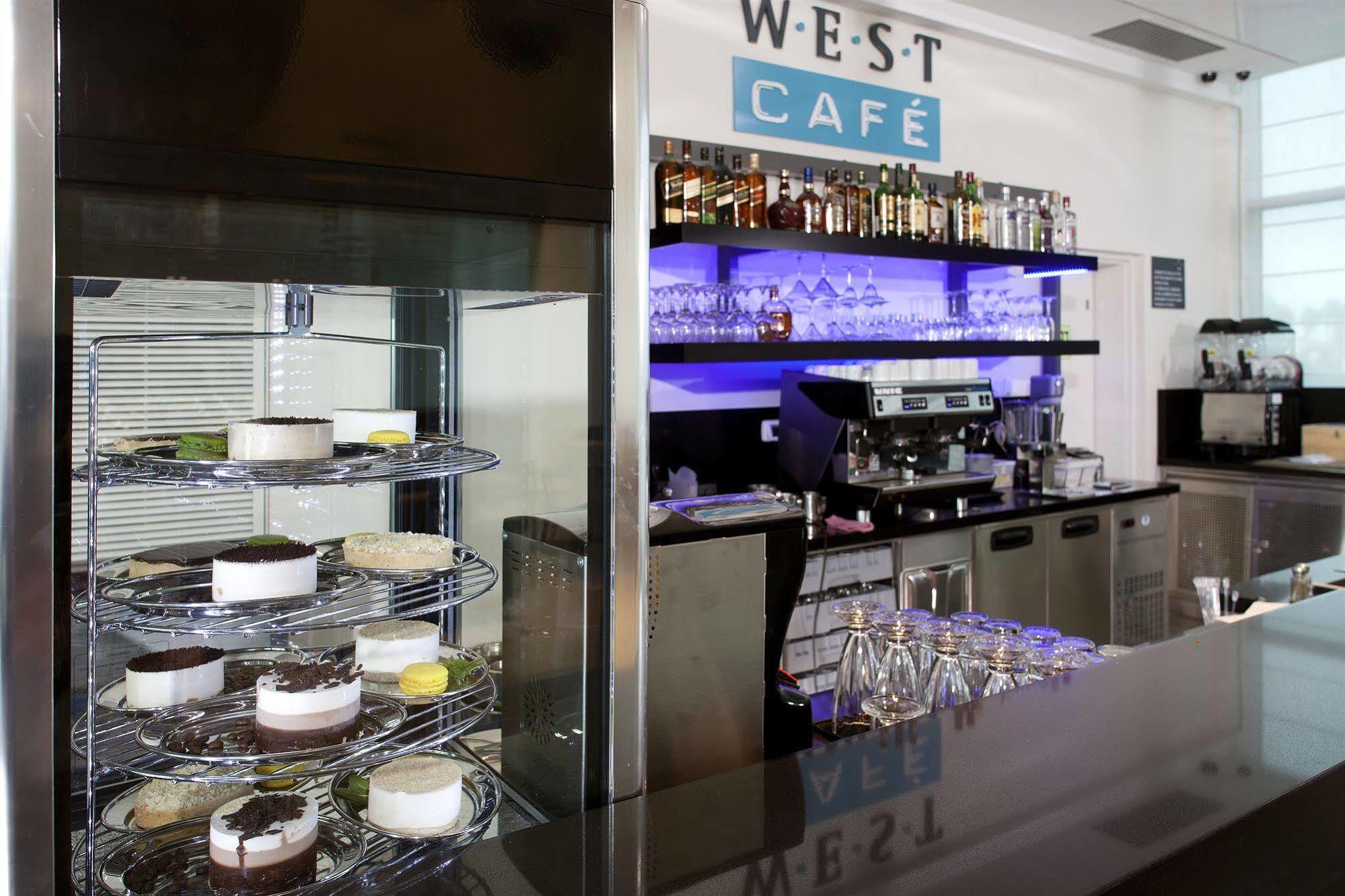 West All Suites Hotel Ashdod Eksteriør bilde